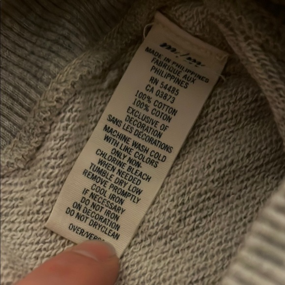 American Eagle Outfitters Heather Gray Shorts - Picture 3 of 6